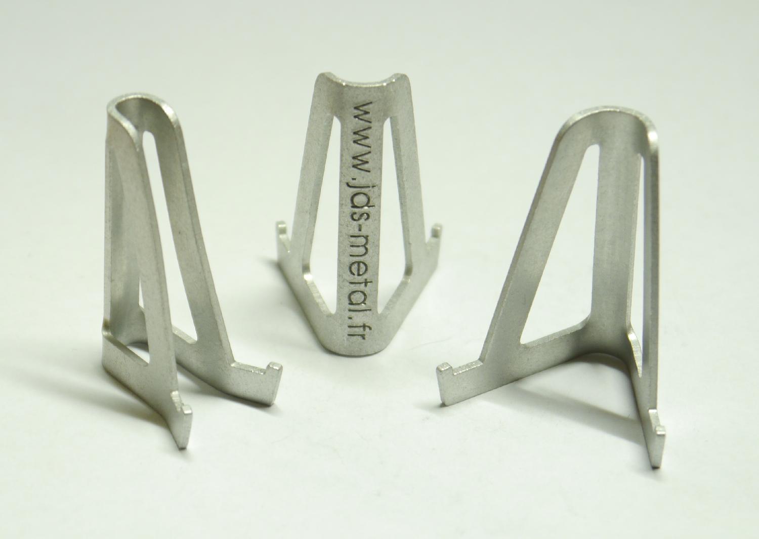 militaria : Présentoir pour Insignes / Médailles lot de 10